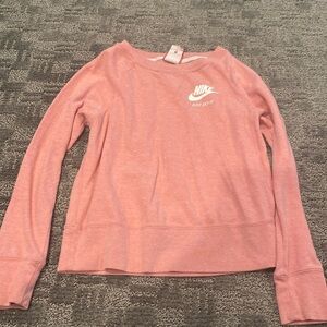 Girls lightweight Nike long sleeve shirt